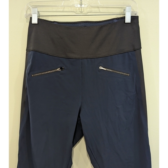 ADAY Throw and Roll Navy and Black Leggings  Medium - Picture 3 of 8